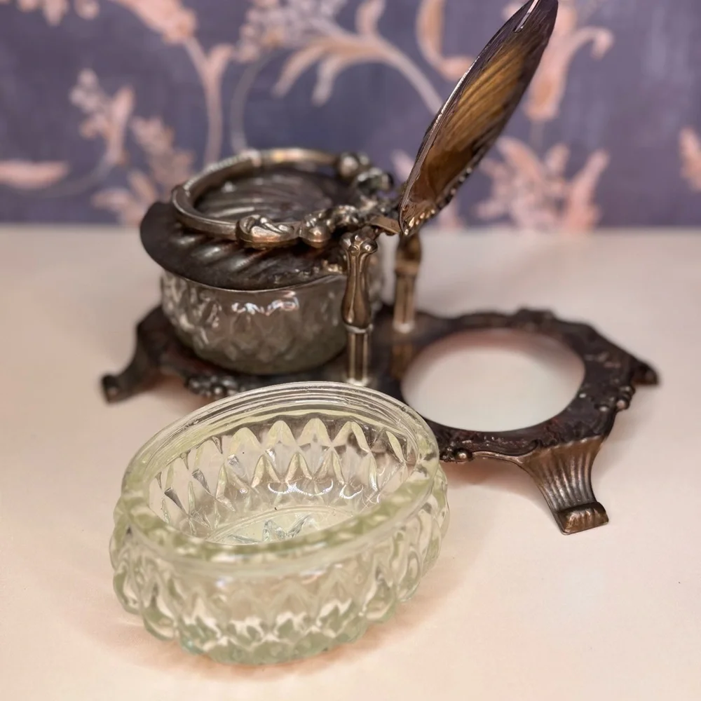 Antique 1900s Shell Shaped Silver Toned Double Salt Cellar with Cut Glass READ